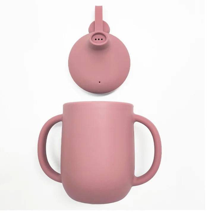 Portable Baby Cup with Lid | REBORN WONDERS